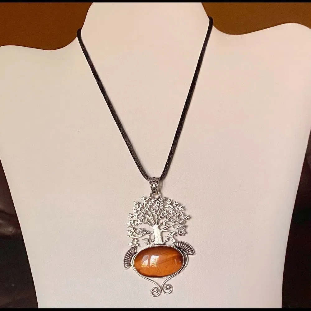 Tiger Eye 925 Silver Plated Pendant NWT